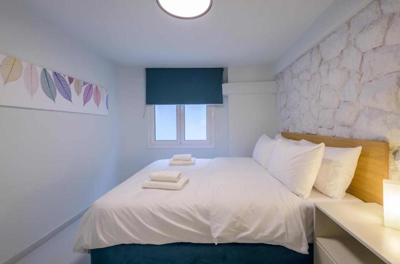 Fully Renovated Underground Flat In Pagrati Apartment เอเธนส์ ภายนอก รูปภาพ